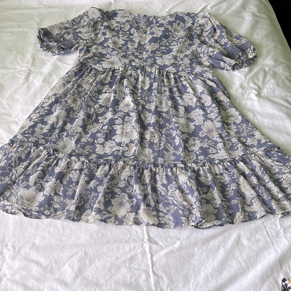 Lilac purple floral tier dress puff sleeves ruffle hem round neck